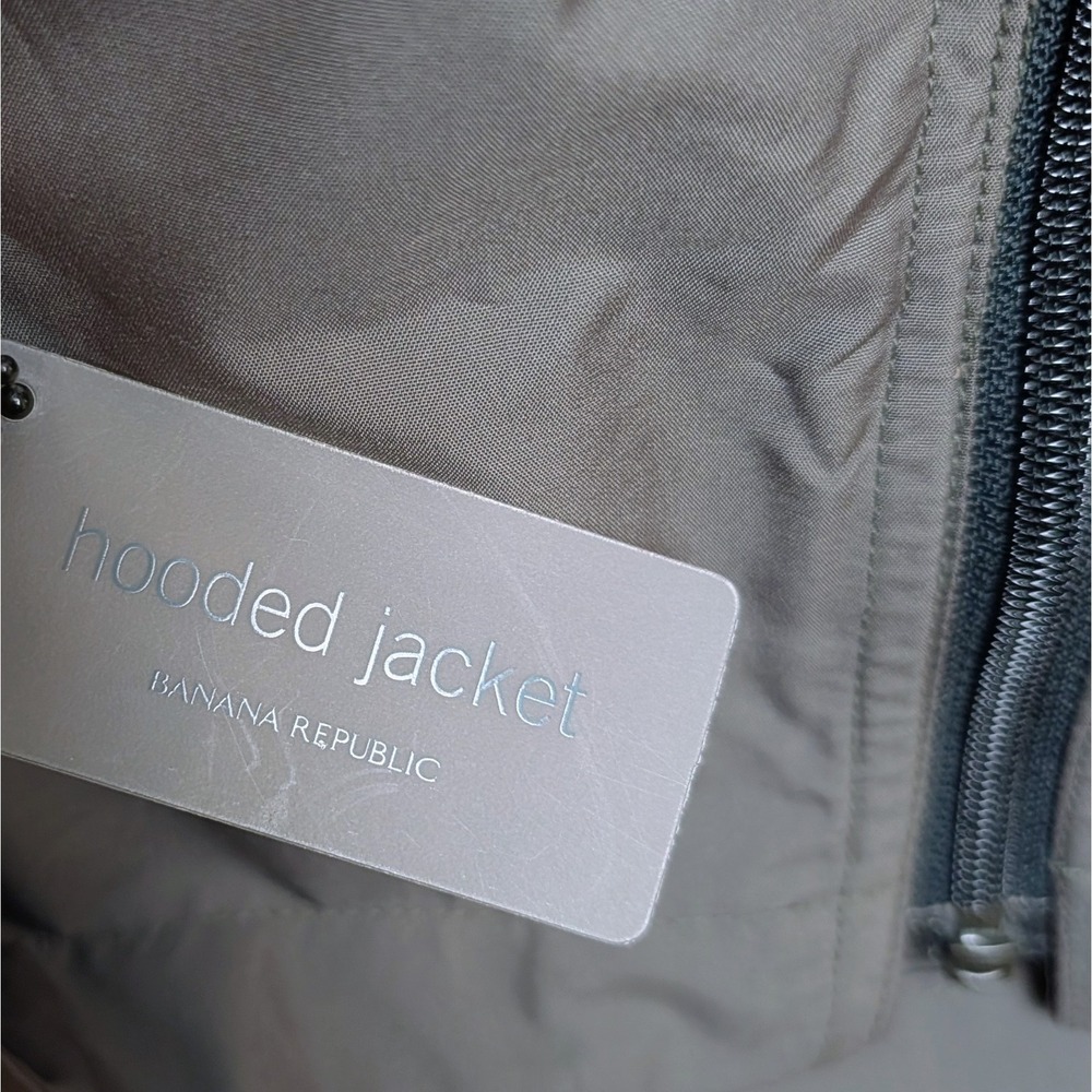 Vintage Banana Republic Jacket Minimalist Zip Tech Windbreaker Pouch 2000 NWT M - Picture 5 of 14